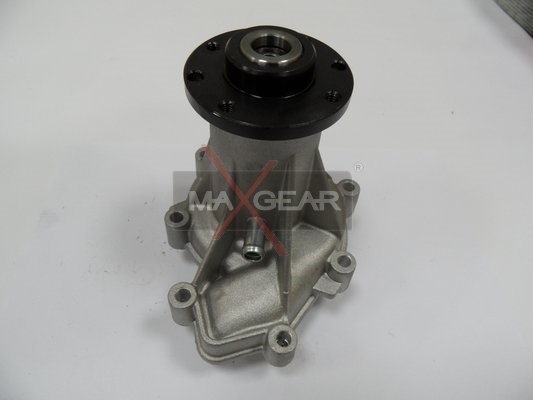 Water Pump, engine cooling MAXGEAR 470010 2
