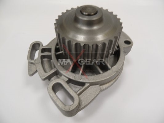 Water Pump, engine cooling MAXGEAR 470086 2