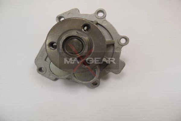Water Pump, engine cooling MAXGEAR 470123