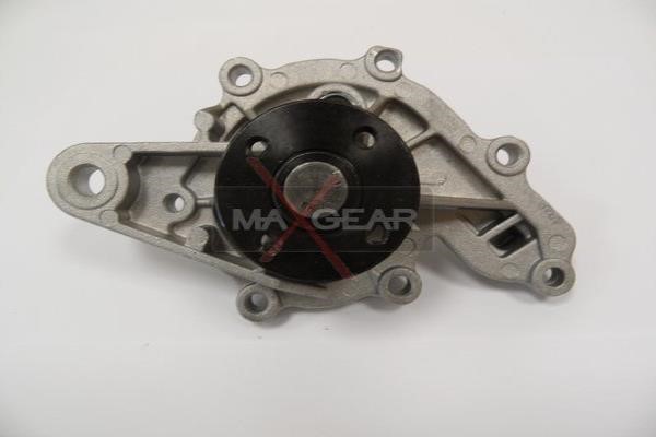 Water Pump, engine cooling MAXGEAR 470117
