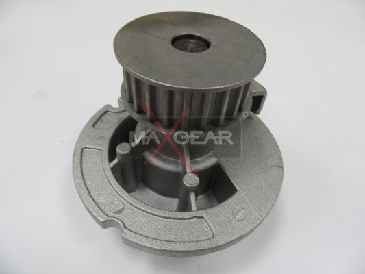 Water Pump, engine cooling MAXGEAR 470027 2