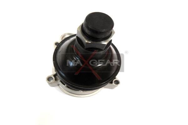 Water Pump, engine cooling MAXGEAR 470108