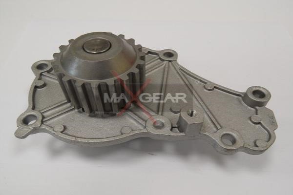 Water Pump, engine cooling MAXGEAR 470158