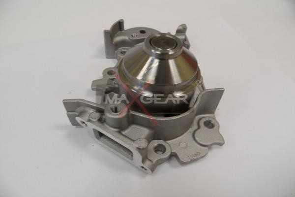 Water Pump, engine cooling MAXGEAR 470136