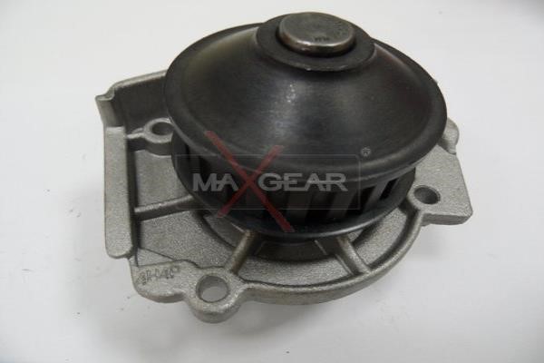 Water Pump, engine cooling MAXGEAR 470013