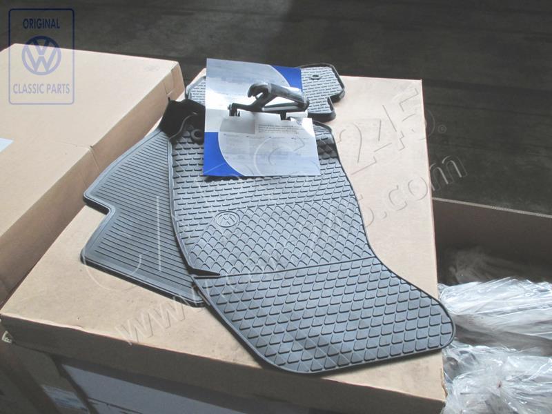1 set foot mats (rubber) AUDI / VOLKSWAGEN 3B1061500041