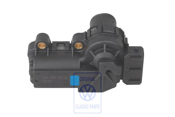 Throttle valve positioner 6 pin AUDI / VOLKSWAGEN 048133031