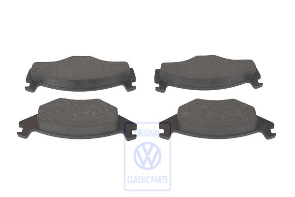 1 set of brake pads for disk brake front AUDI / VOLKSWAGEN 1H0698151