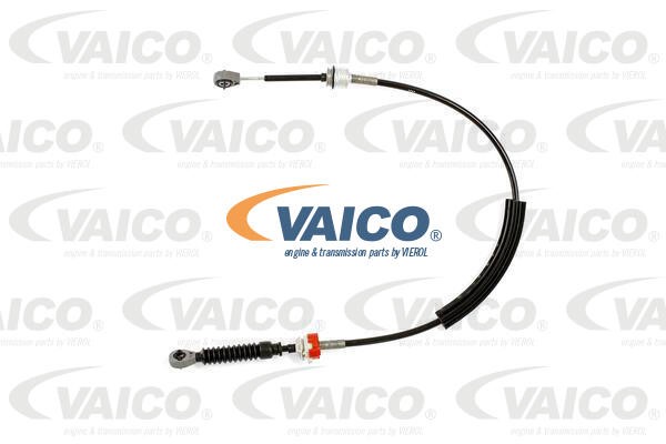 Cable Pull, manual transmission VAICO V46-1052