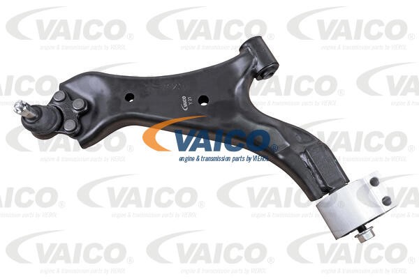 Control/Trailing Arm, wheel suspension VAICO V40-1586