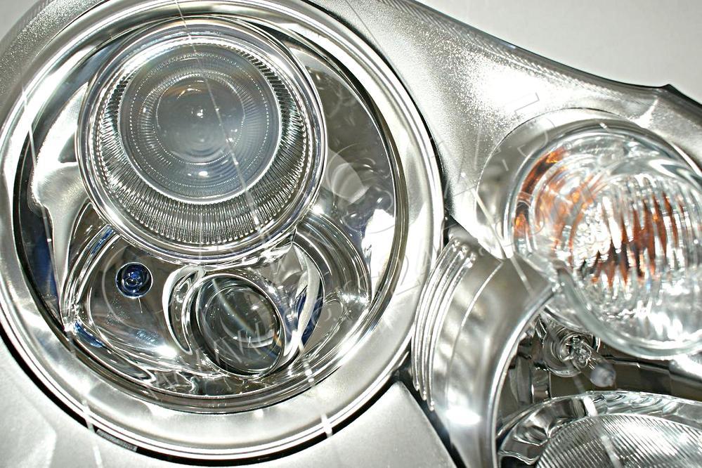 Bi-xenon Headlight RIGHT Fits Porsche Cayenne 9PA 2003-2006 VALEO 088410 2