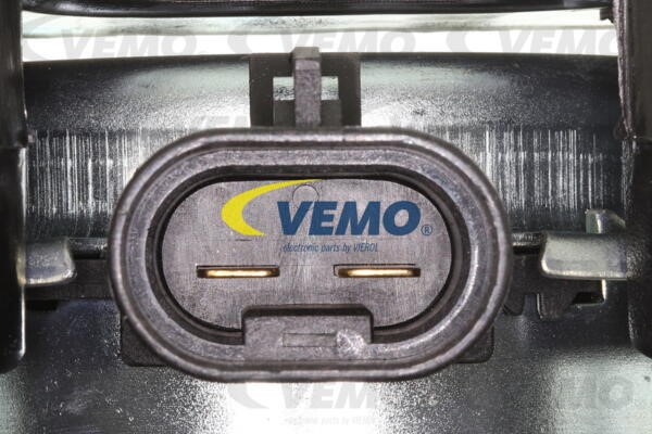 Fan, engine cooling VEMO V30-01-1632 2