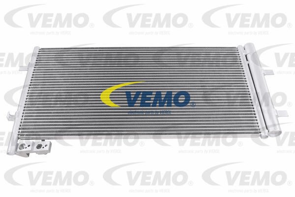 Condenser, air conditioning VEMO V15-62-1058 2