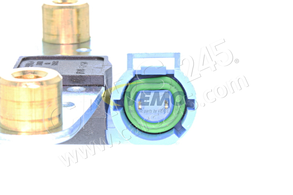 Sensor, crankshaft pulse VEMO V46-72-0076 2