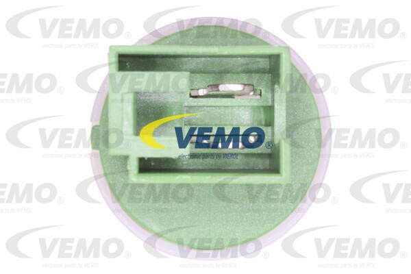 Switch, clutch control (cruise control) VEMO V22-73-0015 2