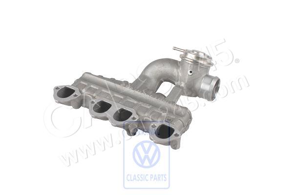 Intake connection Volkswagen Classic 028129711T