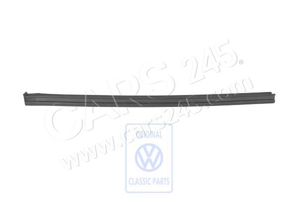 Seal right front Volkswagen Classic 155871358B
