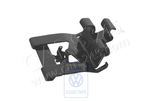 Clip Volkswagen Classic 705867331A