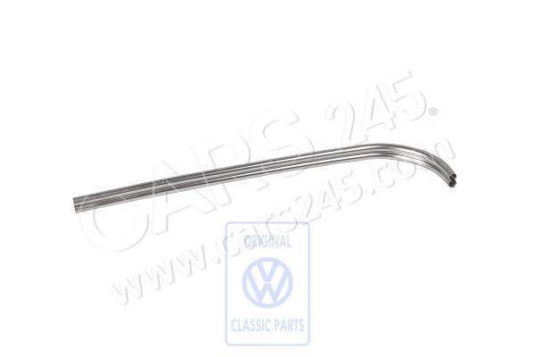 Guide tube right front, right inner Volkswagen Classic 117877364A