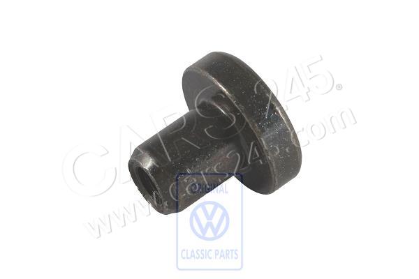 Shouldered nut with multipoint socket head Volkswagen Classic 021133915B