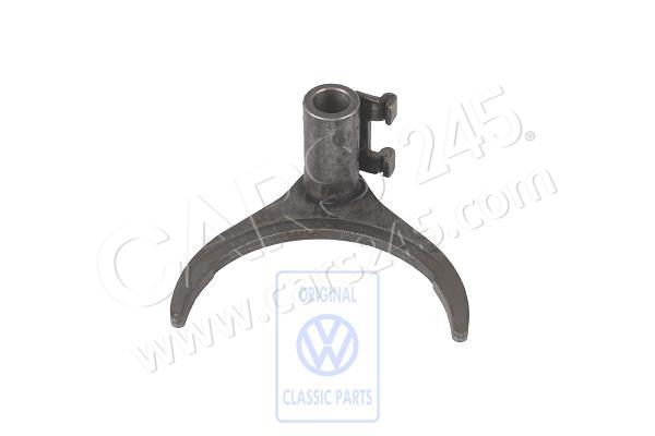 Selector fork 1.and reverse gear Volkswagen Classic 008311570A