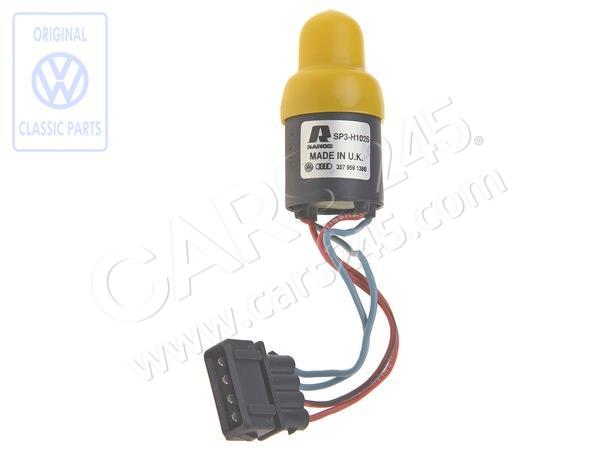 High-pressure, low-pressure and blower switches Volkswagen Classic 357959139B